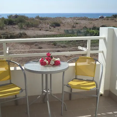 Aparthotel Lagonas View Studios
